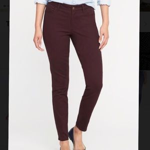 Old Navy Sateen Rockstar Jeans